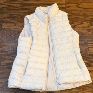 Women’s White Puffer Vest